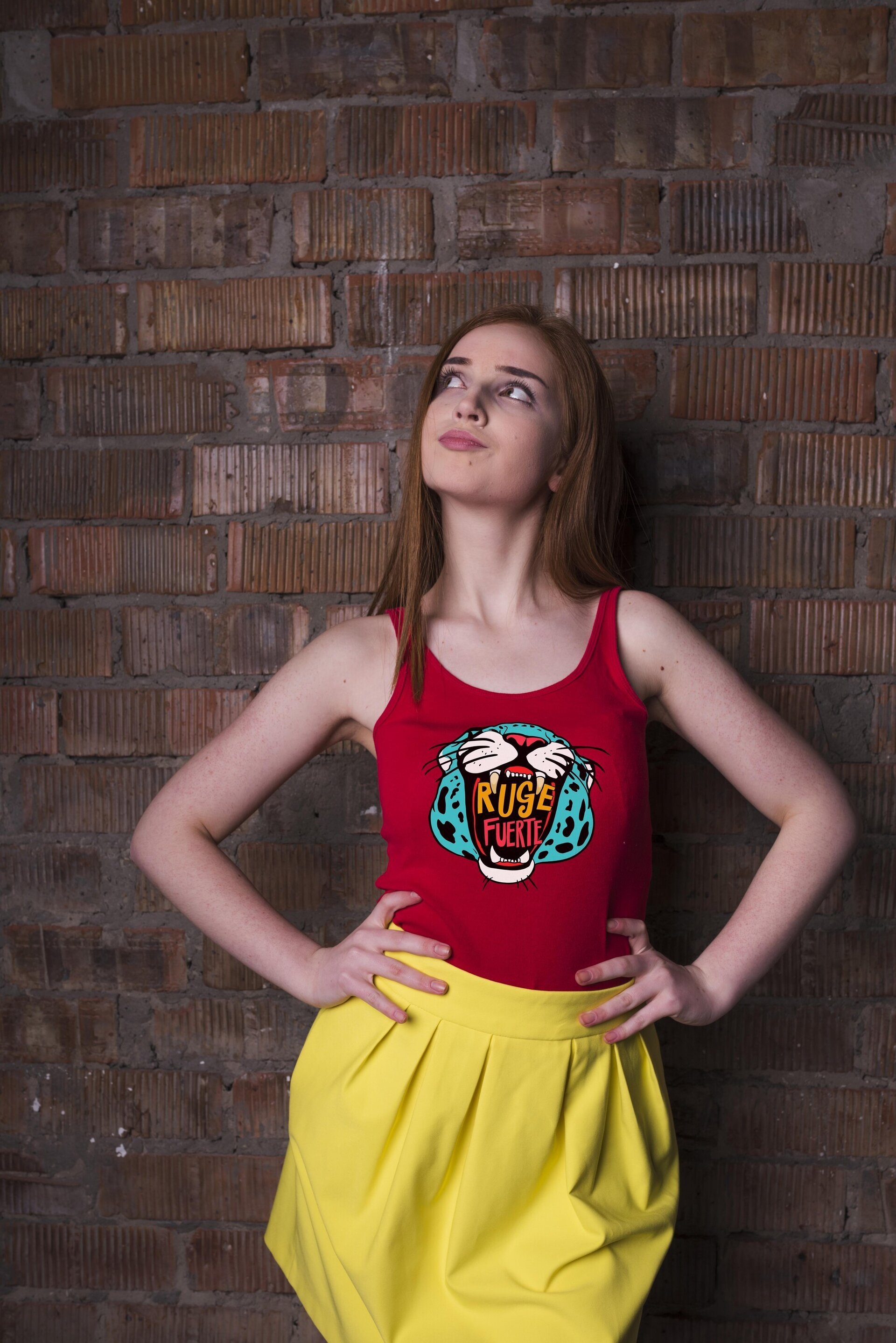 Camiseta RUGE FUERTE tirante - 2